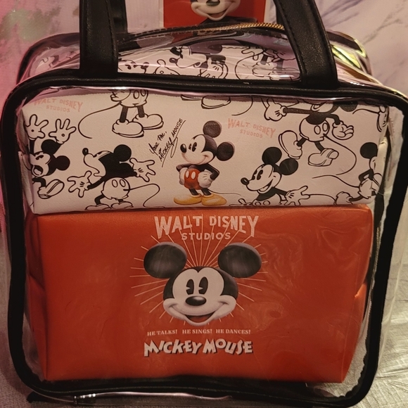 Handbags - Disney Primark MICKEY Mouse 3- Piece Cosmetic And Toiletry Bag Set! New With Tag